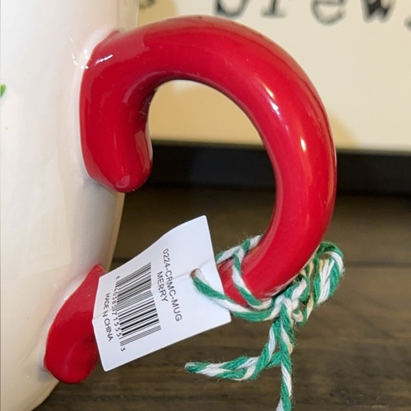 NWT Simply Southern Christmas Holiday Merry Christmas Coffee Mug Cup Red Handle - Picture 6 of 6